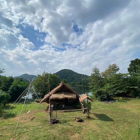 Royal Mountain Hut Hotell Ratchaburi Eksteriør bilde