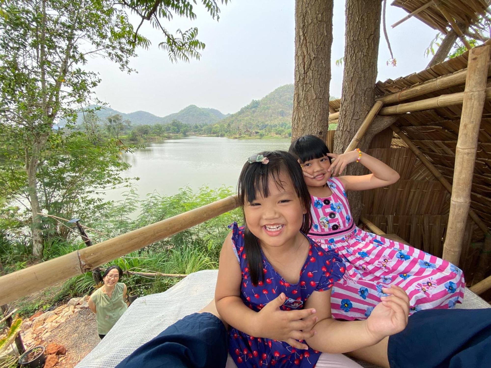 Royal Mountain Hut Hotell Ratchaburi Eksteriør bilde