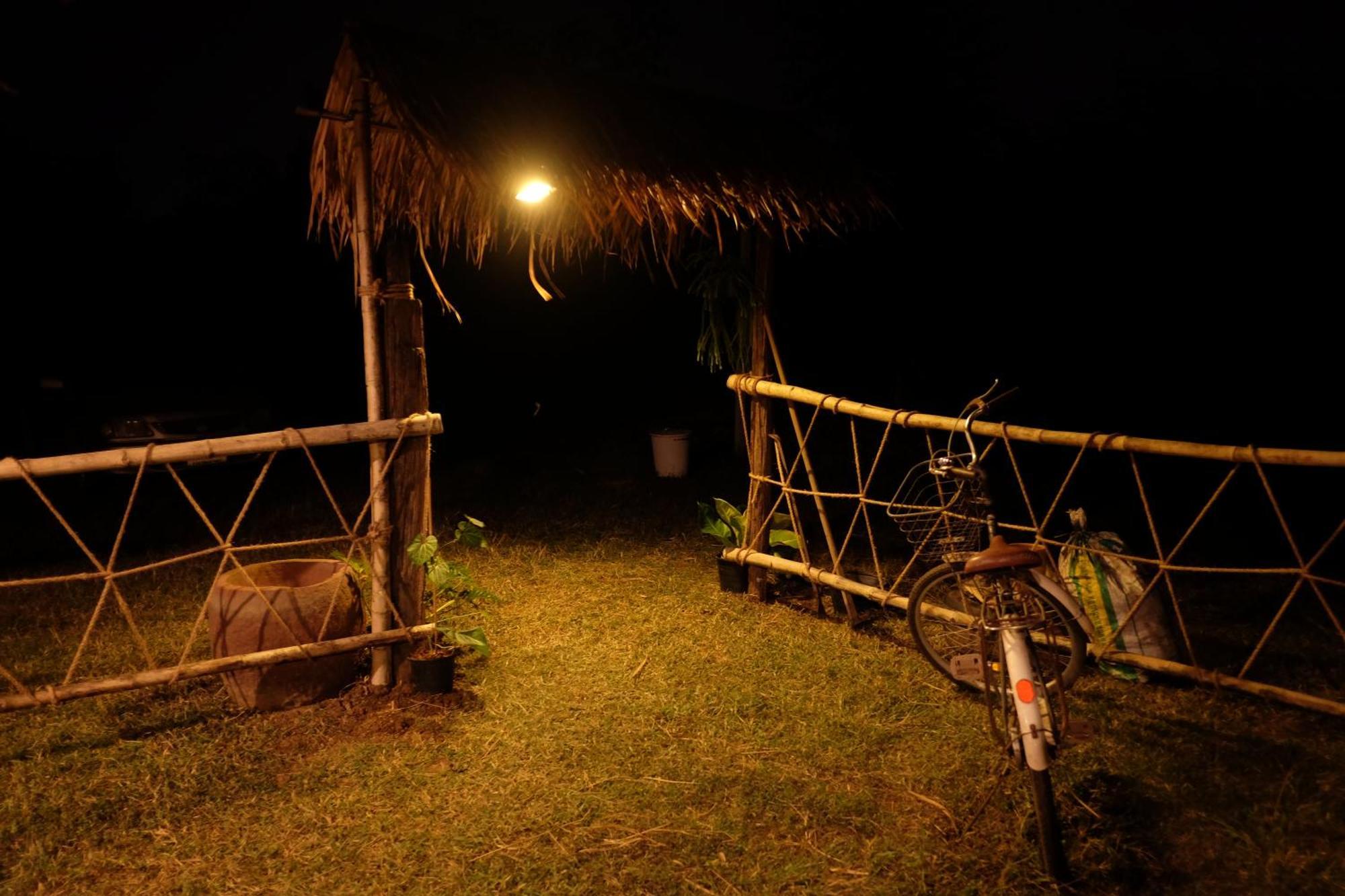 Royal Mountain Hut Hotell Ratchaburi Eksteriør bilde