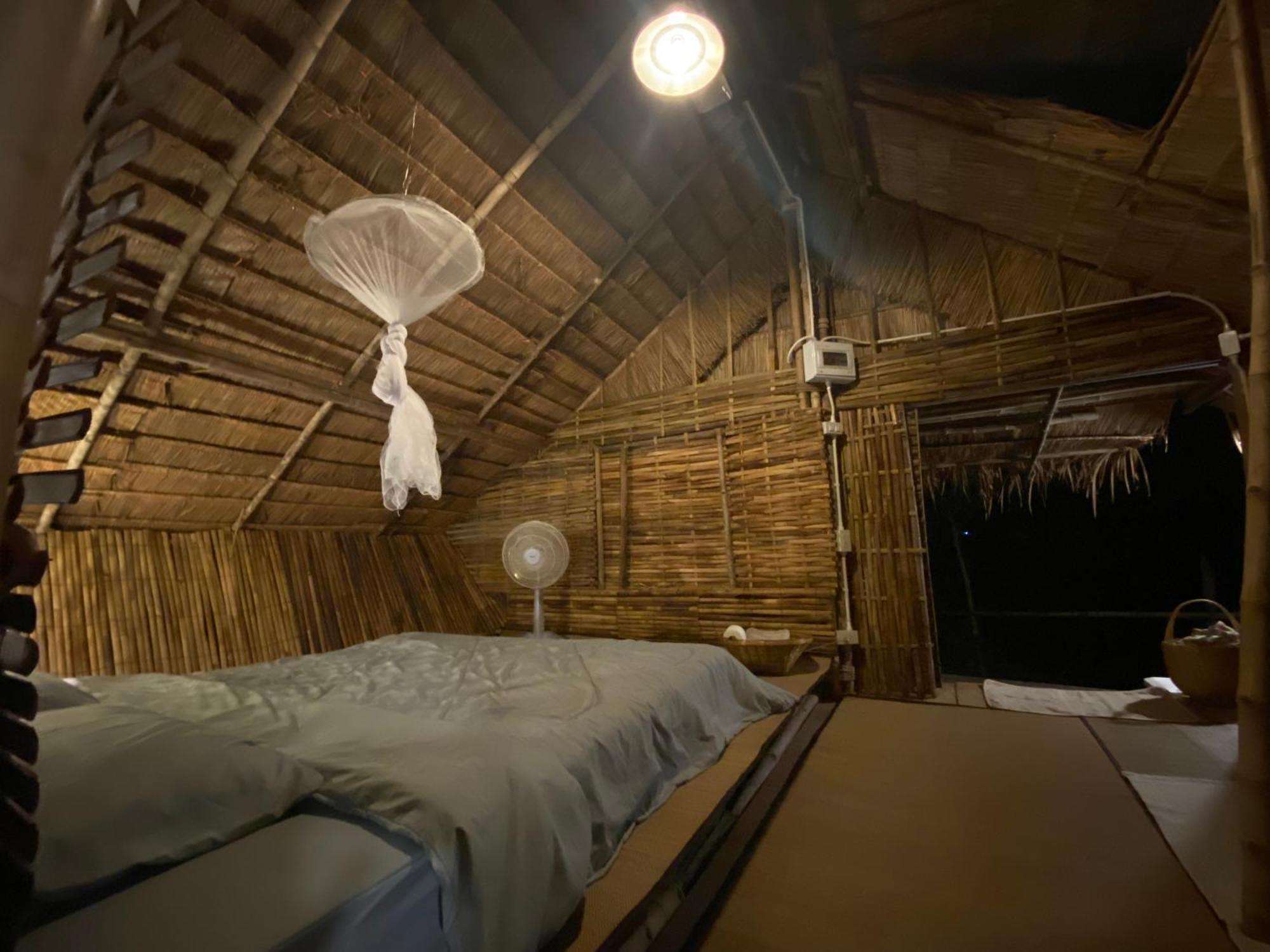 Royal Mountain Hut Hotell Ratchaburi Eksteriør bilde