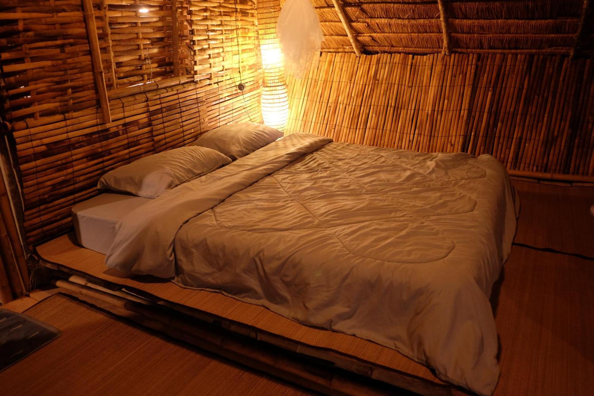 Royal Mountain Hut Hotell Ratchaburi Eksteriør bilde