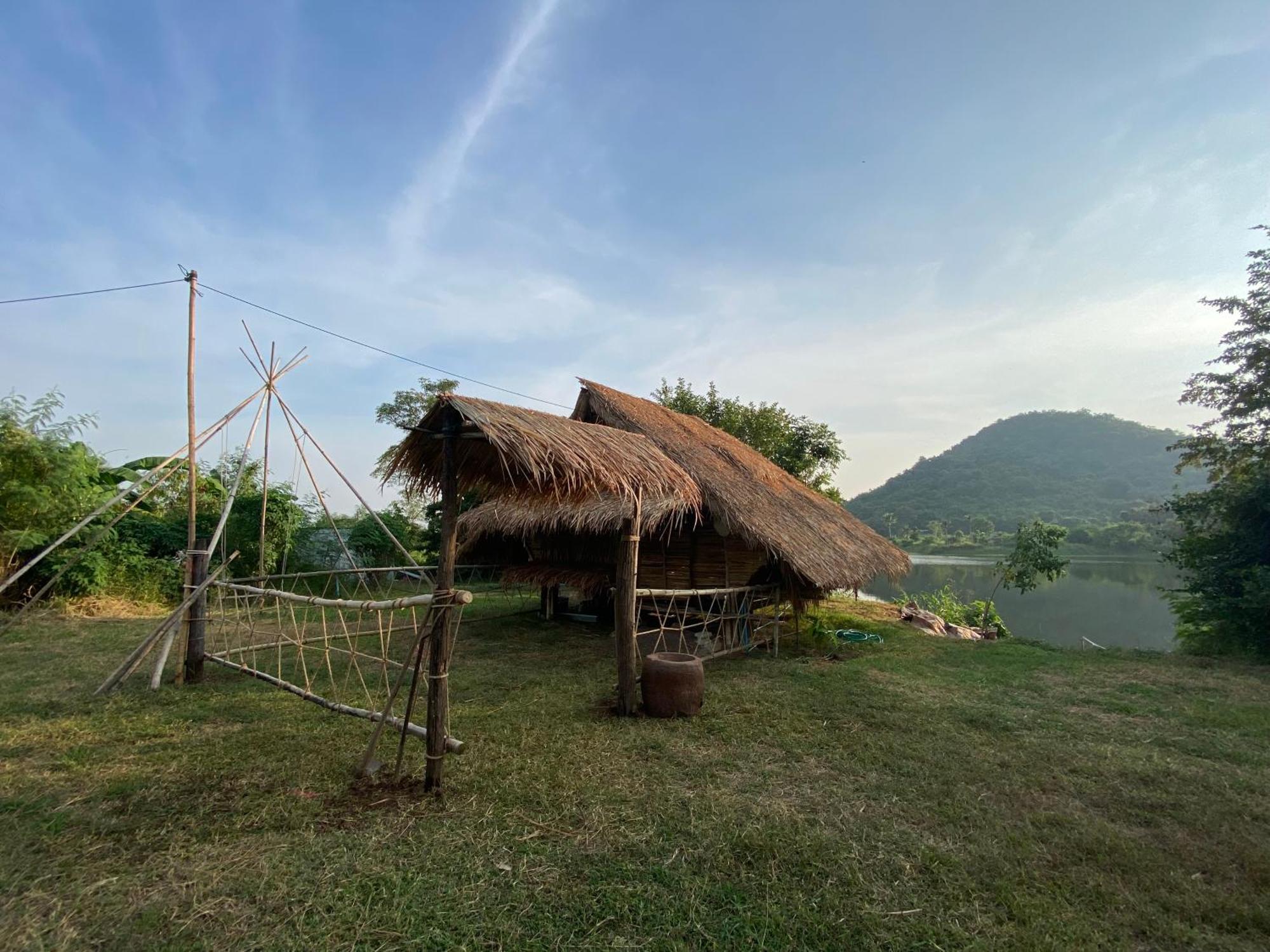 Royal Mountain Hut Hotell Ratchaburi Eksteriør bilde