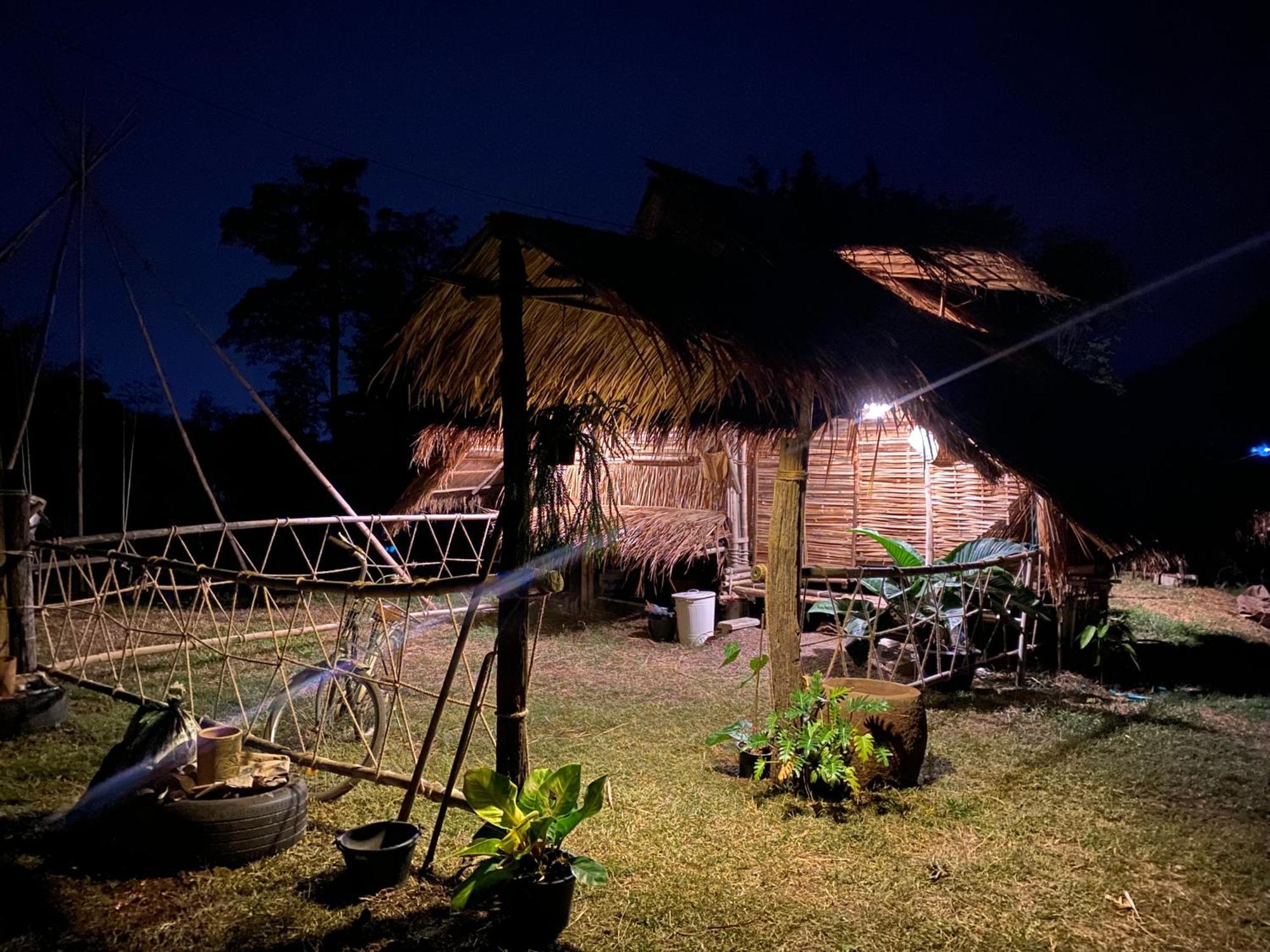 Royal Mountain Hut Hotell Ratchaburi Eksteriør bilde